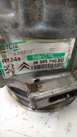 Foto 2ª: Compresor Aire Acondicionado Peugeot 407 2.0 HDI [D/RHR] (2005)