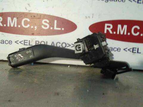 Foto 3ª: Mando Multifuncion Seat Leon 2.0 TDI 140CV 103KW [BKD] (2011)