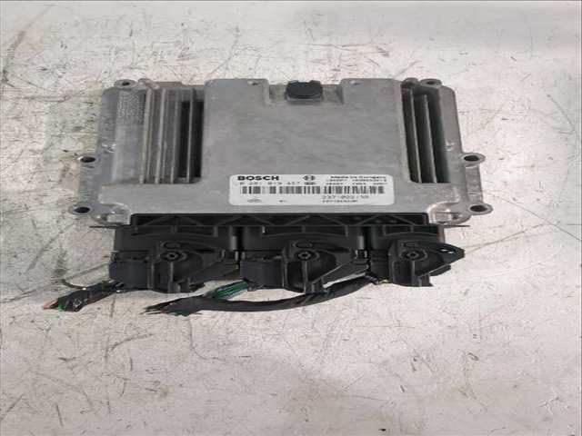 Centralita Motor ECU Dacia Sandero 1.5 DCI 90CV