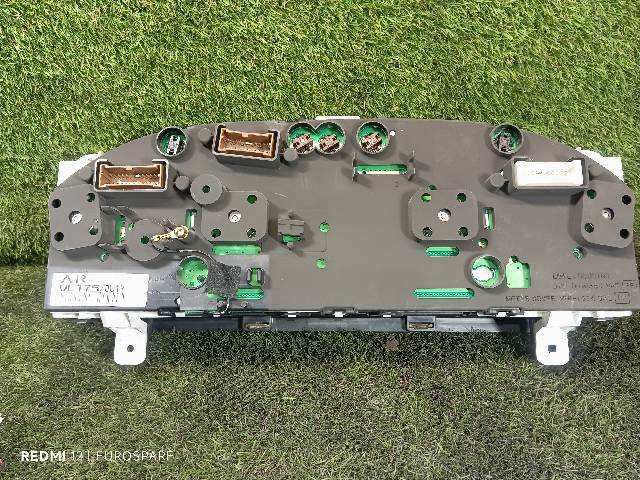 Foto 2ª: Cuadro de Instrumentos Nissan Navara 2.5 TD D22 133CV 4X4 [YD25] (2005)