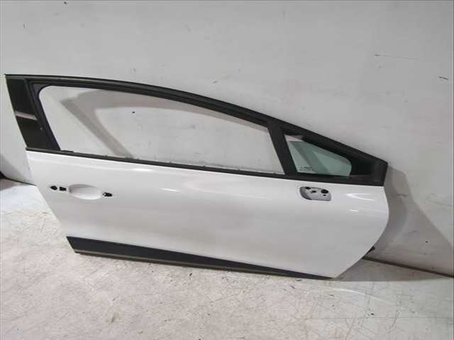 Foto 3ª: Puerta Delantera Derecha Renault Clio 0.9 TCE 90 90CV 66KW [H4B 400,H4B 412,H4B 408] (2017)