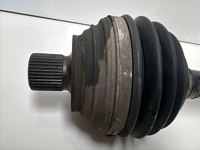 Foto 2ª: Transmision Delantera Izquierda Volkswagen Touran 1.9 TDI [BLS] (2010)