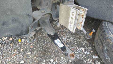 Brazo Suspension Delantero Izquierdo Peugeot 3008 ALLURE 131CV 96KW