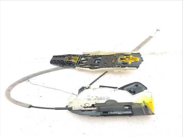 Foto 3ª: Cerradura Puerta Trasera Izquierda Seat Toledo 1.6 TDI (2012)