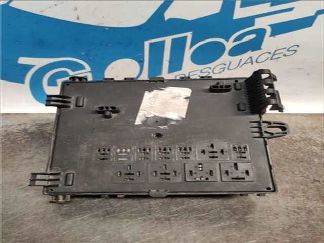 Foto 2ª: Caja Reles Fusibles Opel Vectra 1.8 16V [Z 18 XE]