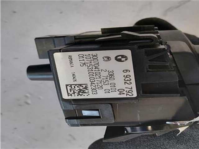 Foto 3ª: Mando Multifuncion Bmw Serie 1 114 2.0 118D BERLINA 143CV 105KW [N47 D20 A] (2007)