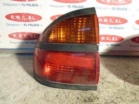 Foto 1ª: Piloto Trasero Izquierdo Renault Laguna 2.2 TD 113CV 83KW [G8T] (1998)
