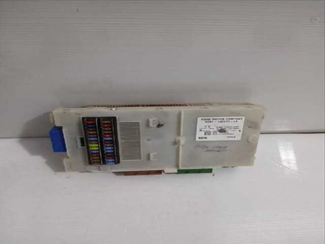 Foto 2ª: Caja Reles Fusibles Land Rover Freelander 2.2 TD4 4X4 160CV [224DT(DW12BTED4) DW12BTED4] (2006)