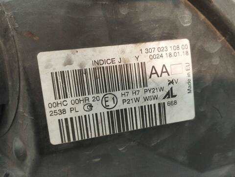 Foto 3ª: Faro Izquierdo Renault Megane D III BERLINA 5P DYNAMIQUE [F9Q872] (2009)