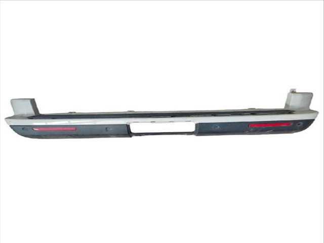 Paragolpes Trasero Land Rover Discovery 3.0 TD 4X4