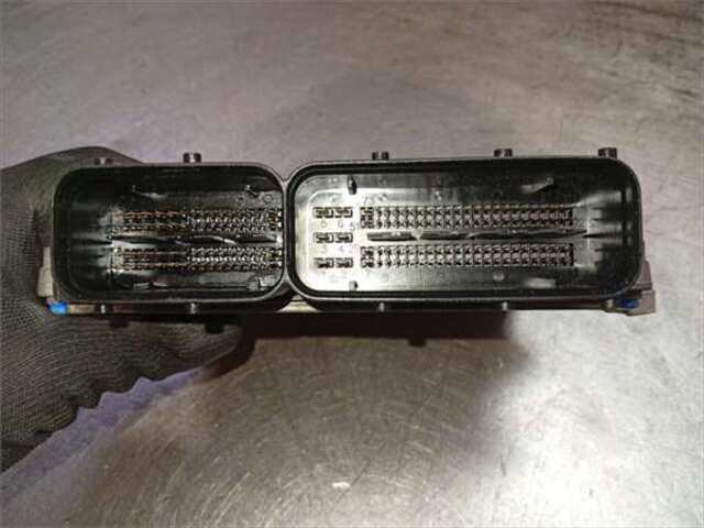 Foto 3ª: Centralita Motor ECU Suzuki Swift 1.3 GL (3-PTAS.) [1.3 LTR. - 55 KW DDIS DIESEL CAT]