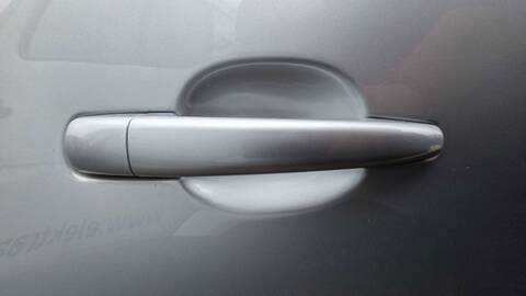 Maneta Exterior Trasera Derecha Peugeot 3008 ALLURE 131CV 96KW