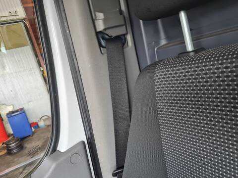 Cinturón Delantero Derecho Mercedes Sprinter 210/213/216 CDI 906.611/613) 95CV 70KW CAJA CERRADA