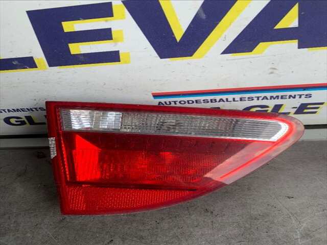 Piloto Portón Izquierdo Seat Exeo 2.0 TDI 120CV