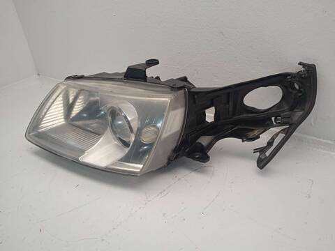 Foto 2ª: Faro Izquierdo Saab 9-5 2.3 G AERO TURBO FAMILIAR [B235R/TK] (2003)