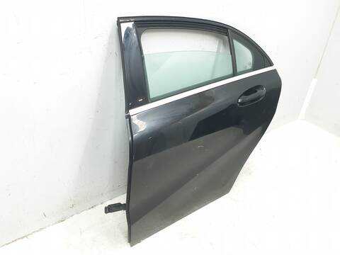 Foto 2ª: Puerta Trasera Izquierda Mercedes Clase A 140 A 200 CDI 176.008) [651930] (2014)
