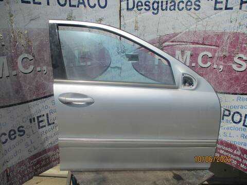 Puerta Delantera Derecha Mercedes Clase C 160 200 CDI 203.004) BERLINA 116CV 85KW