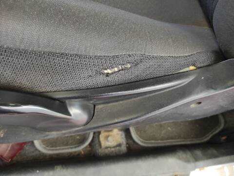 Foto 2ª: Asiento Delantero Izquierdo Mitsubishi Montero 4G93 (1999)