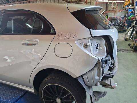 Foto 1ª: Aleta Trasera Izquierda Mercedes Clase A 140 A 200 CDI - D 176.008) 136CV 100KW [OM 651.930] (2014)