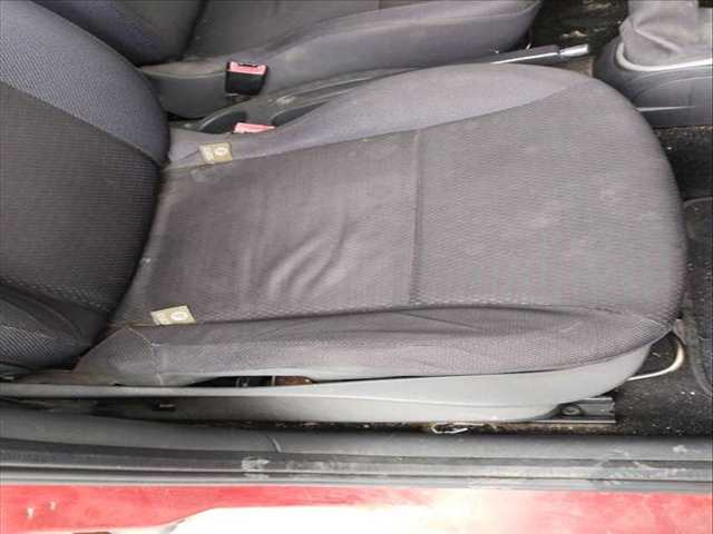 Foto 2ª: Asiento Delantero Derecho Renault Clio D4F (2006)