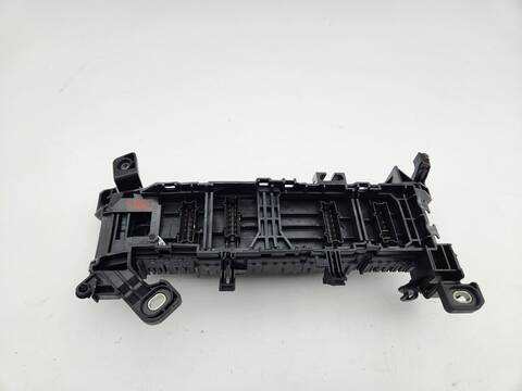 Foto 2ª: Caja Reles Fusibles Mercedes Clase A 140 A 45 AMG 4-MATIC 176.052) 360CV 265KW [133980] (2013)