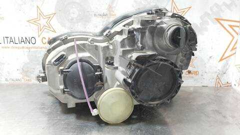 Foto 2ª: Faro Derecho Mercedes Clase C 160 200 CDI 203.004) BERLINA 122CV 90KW [OM646962] (2004)