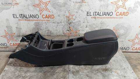 Foto 1ª: Consola Central Mercedes Clase A 140 A 200 CDI 176.008) 136CV 100KW [651930] (2017)