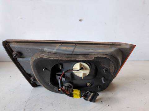 Foto 2ª: Piloto Trasero Derecho Hyundai Sonata D4EA (2007)