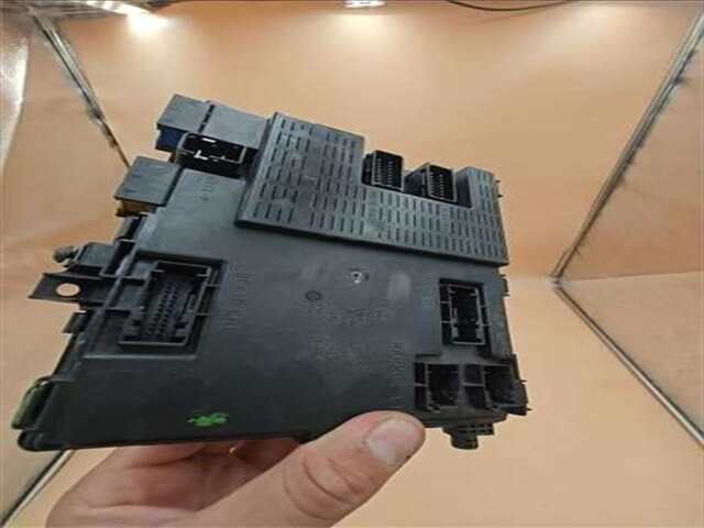 Foto 3ª: Centralita Confort BSI Citroen Xsara 2.0 HDI [2.0 LTR. - 66 KW HDI CAT (RHY - DW10TD)] [RHY / DW10TD]