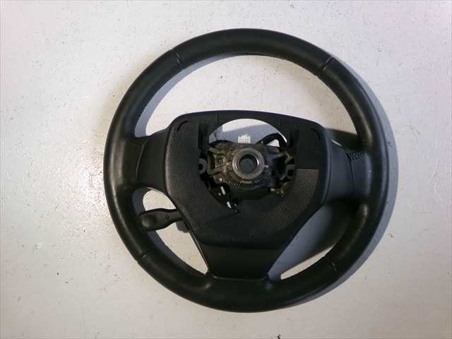 Foto 2ª: Volante Toyota Verso 2.0 D10 2013-2018 [1AD] (2013)