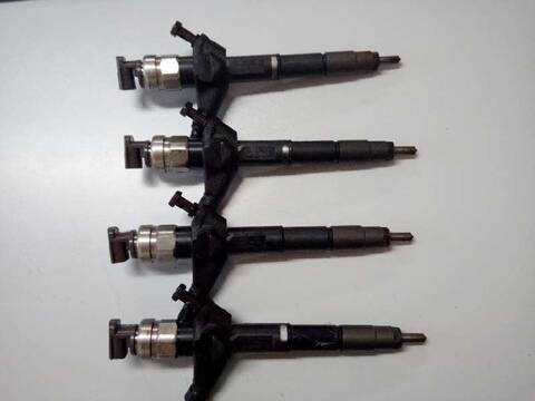 Foto 4ª: Inyectores Nissan NP300 DOUBLE CAB 4X4 133CV 98KW [YD25DDTI] (2011)