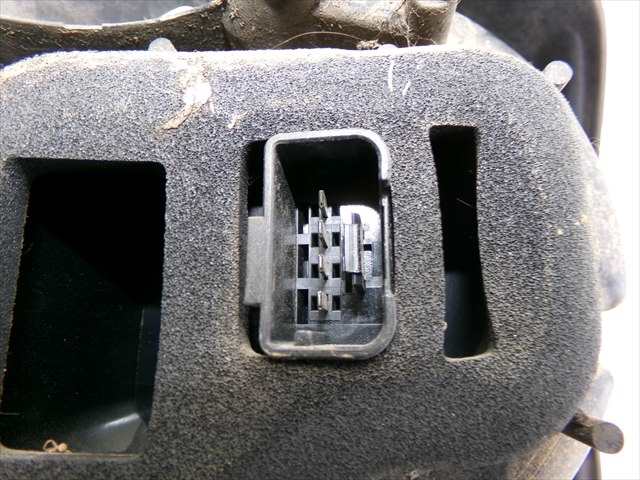 Foto 3ª: Piloto Trasero Derecho Volkswagen Golf 2.0 TDI MODELO PLUS,2004-2009 [BKD] (2005)