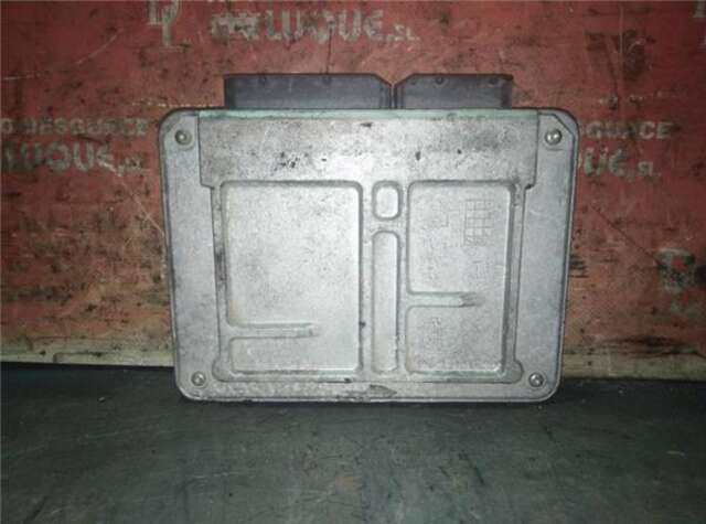 Foto 2ª: Centralita Motor ECU Volkswagen Polo 1.4 ADVANCE [1.4 LTR. - 55 KW 16V] [BKY]