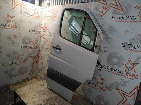 Foto 3ª: Puerta Delantera Derecha Mercedes Sprinter 411/415/509/511/515 CDI 906.153/155) 150CV 110KW CAJA ABIERTA [646986] (2006)