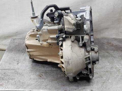 Foto 3ª: Caja Cambios Citroen Jumpy HDI 120 CONFORT L1 FAMILIAR 8 ASIENTOS) [RHK] (2000)