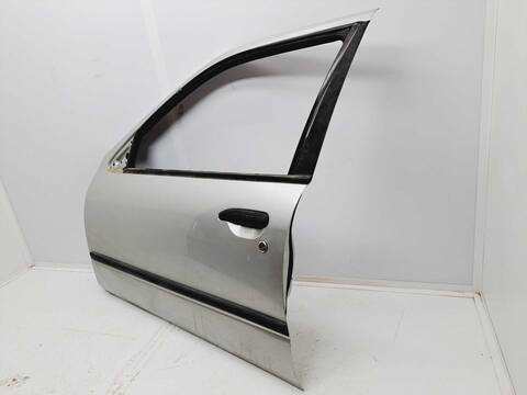 Foto 2ª: Puerta Delantera Izquierda Nissan Primera BERLINA 99CV 73KW (1997)