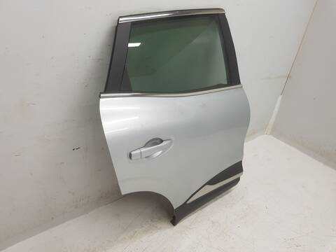 Foto 3ª: Puerta Trasera Derecha Renault Kadjar BUSINESS [K9K647] (2015)