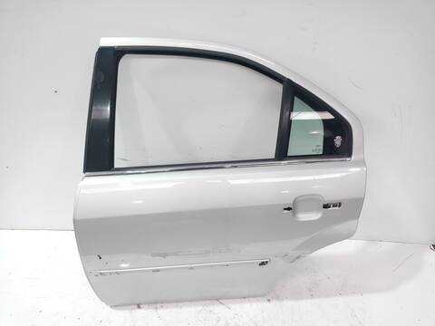 Puerta Trasera Izquierda Ford Mondeo GHIA 06.2003 ) D) BERLINA 131CV 96KW
