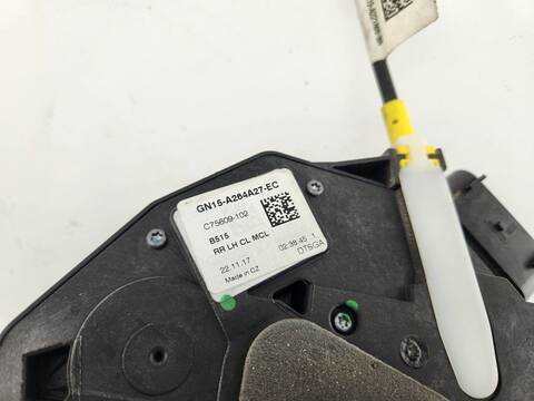 Foto 3ª: Cerradura Puerta Trasera Izquierda Ford EcoSport TITANIUM 101CV 74KW [XUJH] (2018)