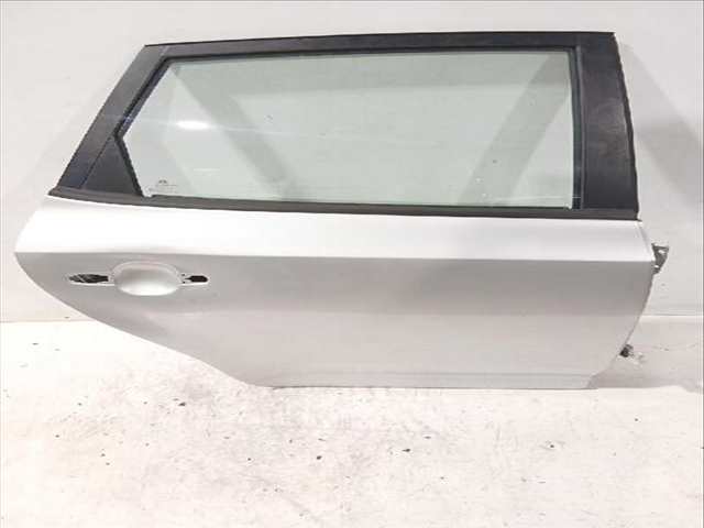 Foto 1ª: Puerta Trasera Derecha Kia Ceed 1.6 CRDI 90 90CV [D4FB] (2006)