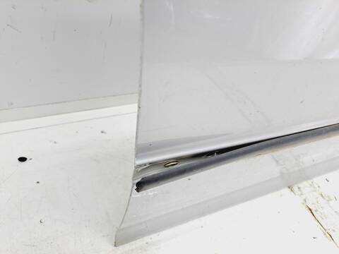 Foto 4ª: Puerta Delantera Derecha Bmw Serie 3 315 2.0 16V DIESEL CAT BERLINA 136CV 100KW [20 4D 1 D] (1998)