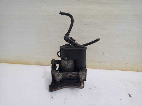Foto 2ª: Pedal Embrague Volkswagen Passat INDIVIDUAL BERLINA 140CV 103KW (2003)