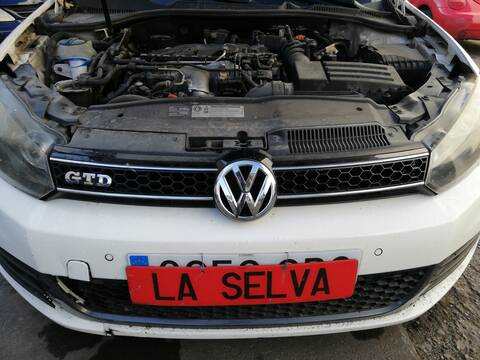 Rejilla Delantera Volkswagen Golf CBAB