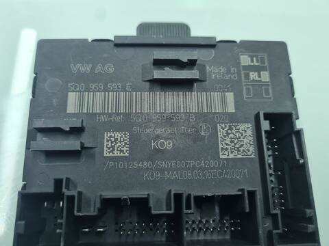 Foto 2ª: Centralita Motor ECU Audi A3 DESIGN EDITION 110CV 81KW [CXX] (2016)