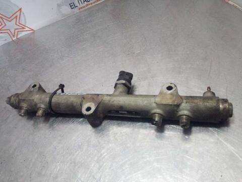 Foto 2ª: Rampa Inyectora Chrysler Voyager 2.5 CRD CAT 141CV 104KW (2001)