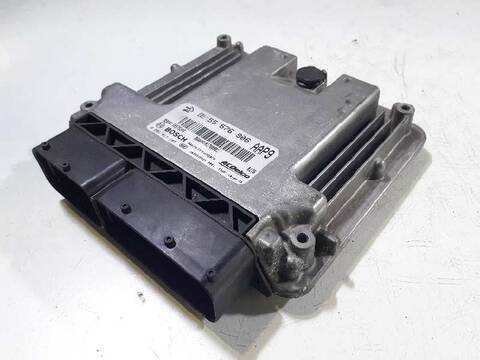 Centralita Motor ECU Opel Insignia COSMO BERLINA 160CV 118KW