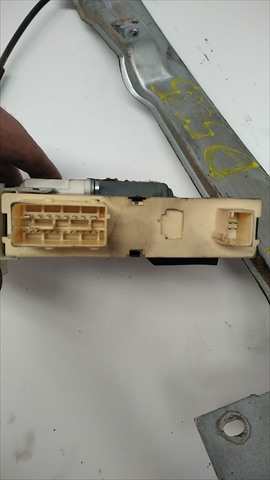 Foto 4ª: Elevalunas Eléctrico Delantero Derecho Citroen C4 1.6 D [D/9HY] (2006)