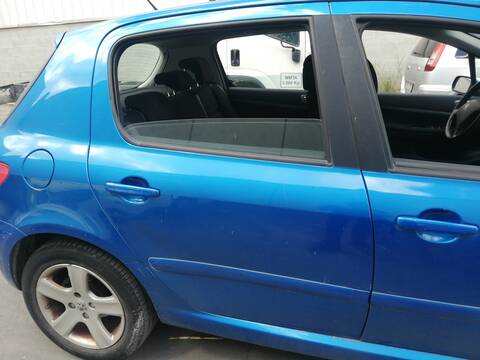 Puerta Trasera Derecha Peugeot 307 NFU