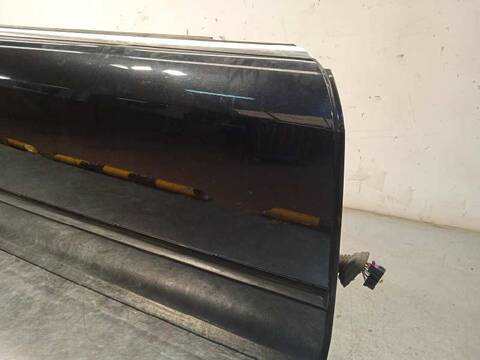 Foto 3ª: Puerta Delantera Derecha Audi A4 2.5 TDI 163CV 120KW [BDG] (2004)