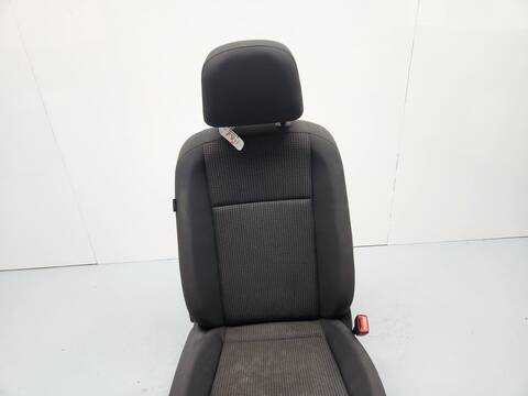 Foto 4ª: Asiento Delantero Derecho Volkswagen Caddy BASE 74CV 55KW [DTRF] (2024)